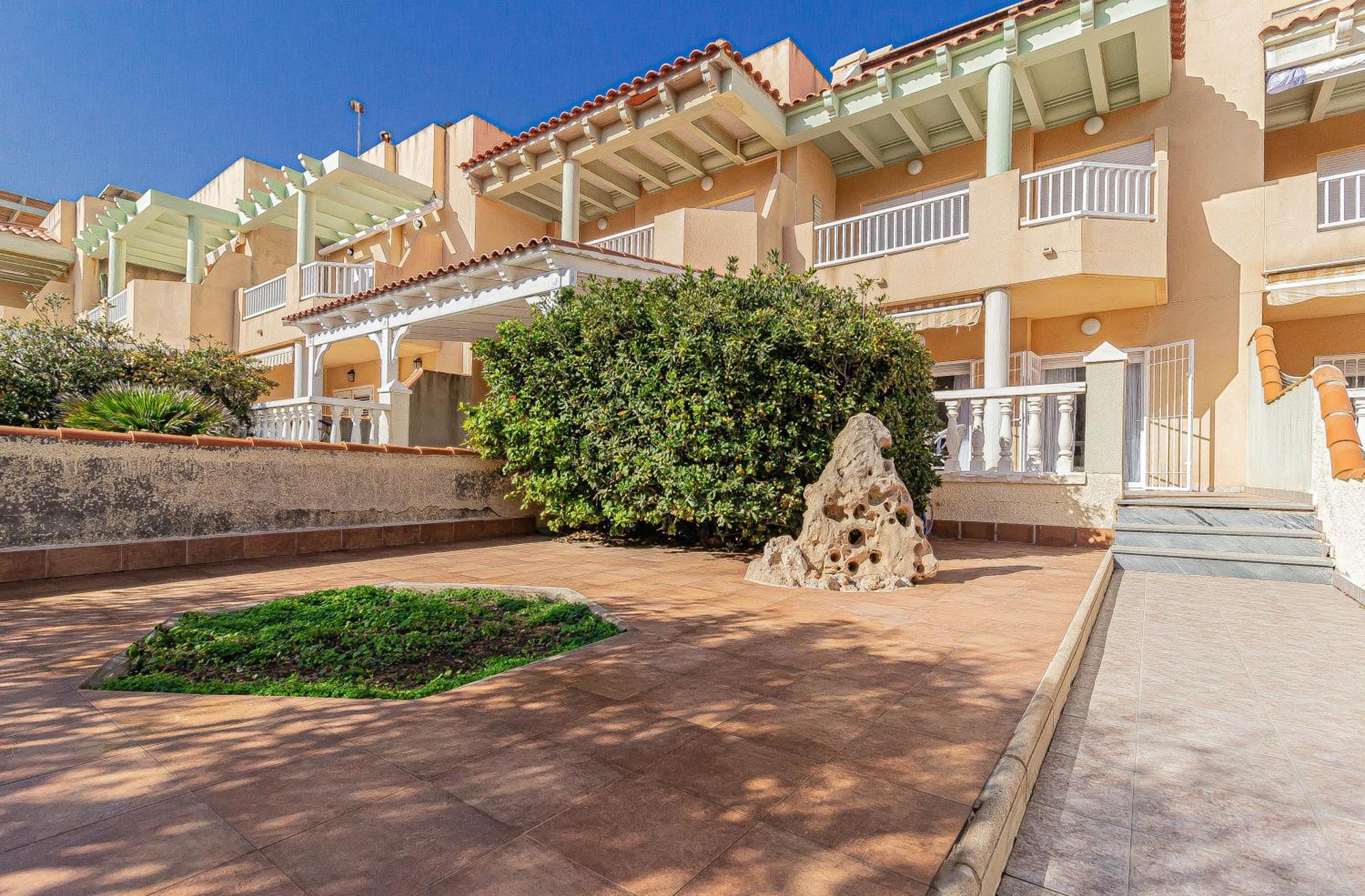 El Paraiso - Planta Baja En Urbanizacion Ipanema Iii Kilometro2 - Mediterraneo La Manga del Mar Menor