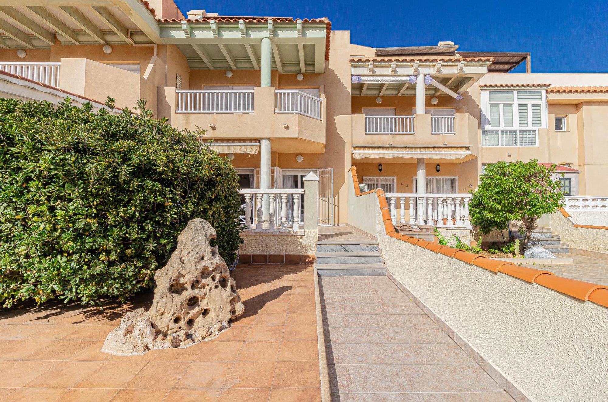 El Paraiso - Planta Baja En Urbanizacion Ipanema Iii Kilometro2 - Mediterraneo La Manga del Mar Menor